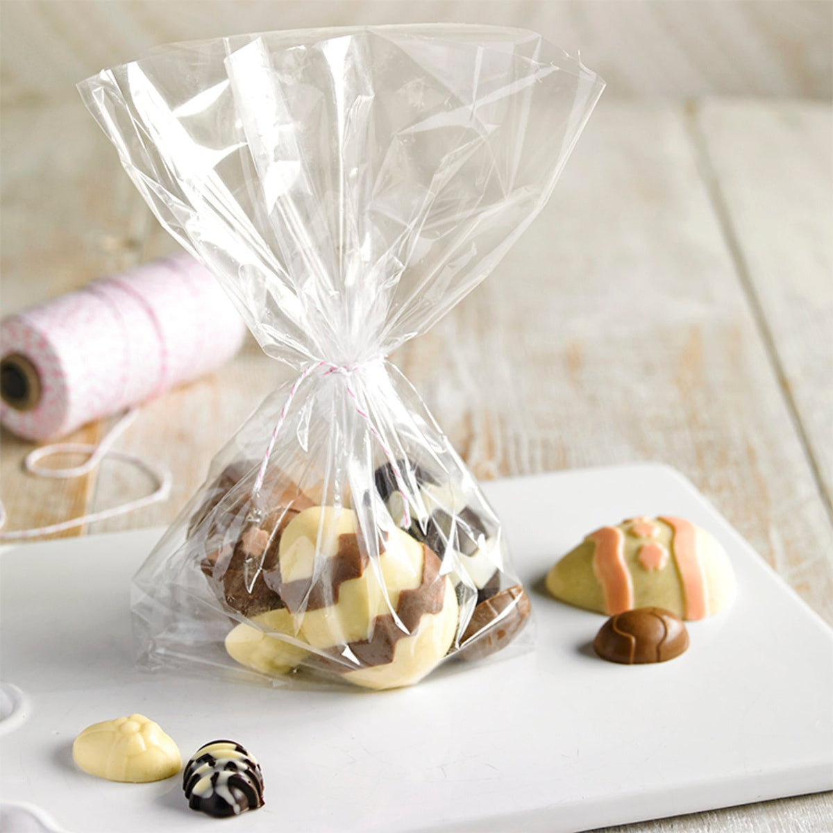 50 Clear Gusseted Presentation Gift Bags 20 x 28cm