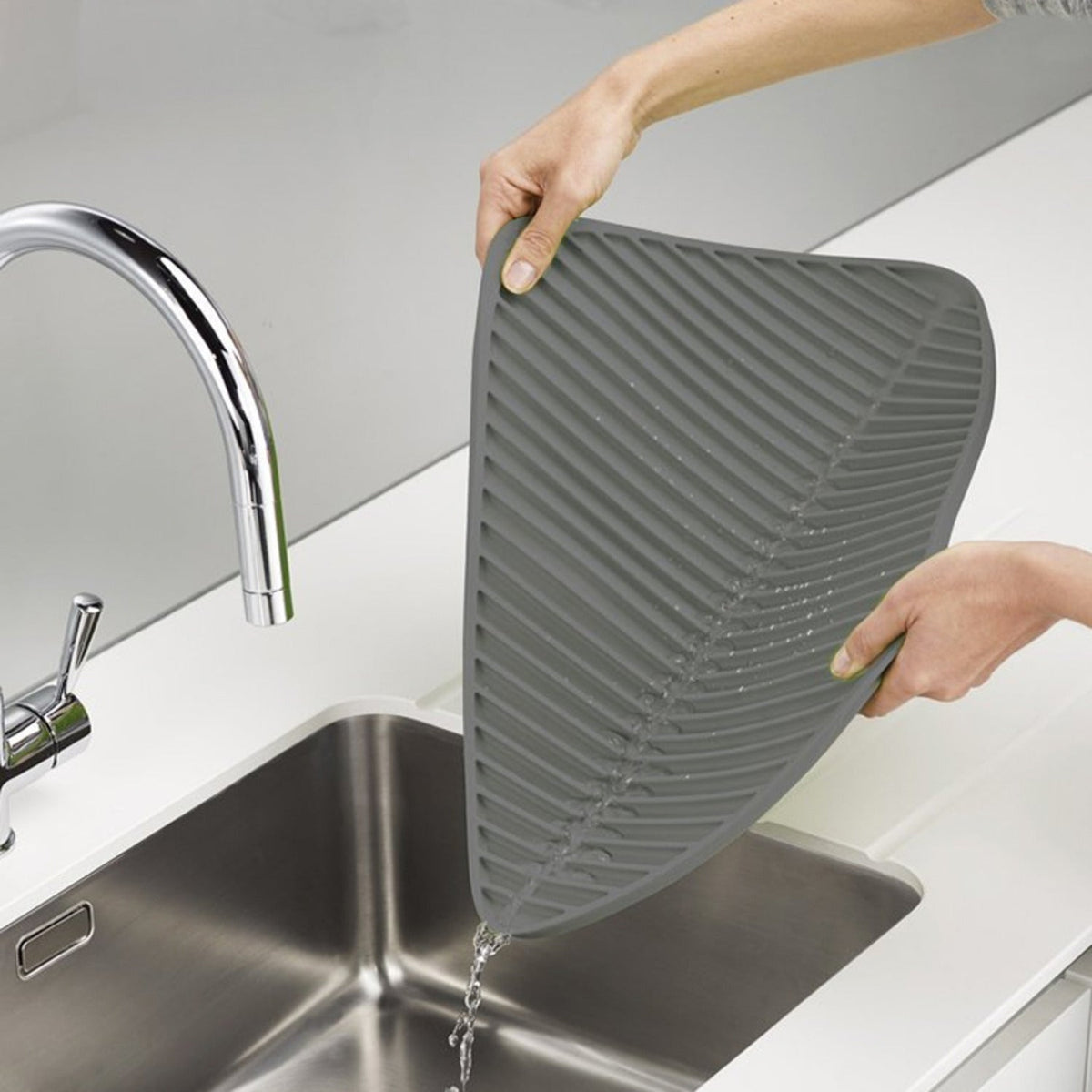 Joseph Joseph Flume Folding Draining Mat Large Grey