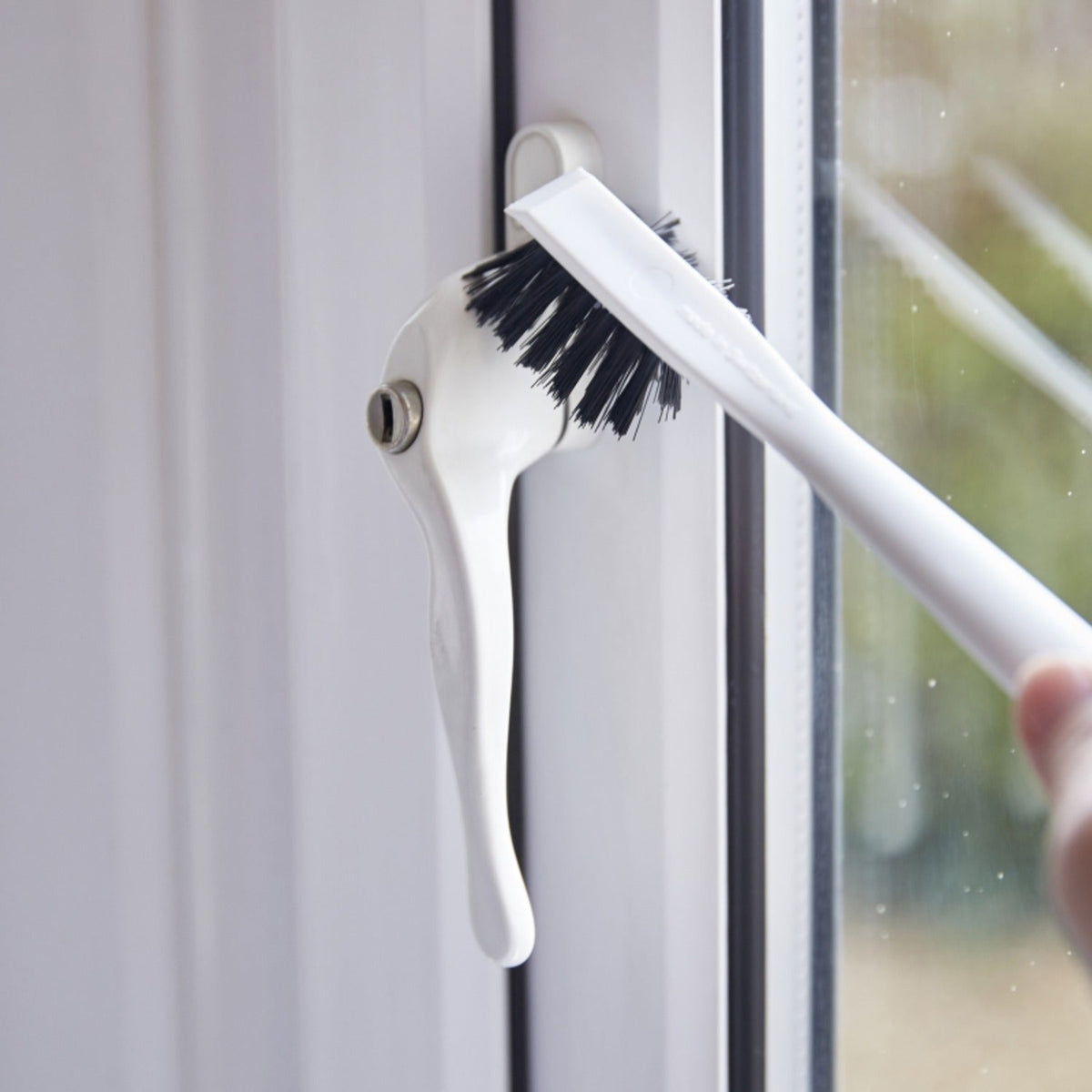 Universal Double-Ended Track Cleaning Brush