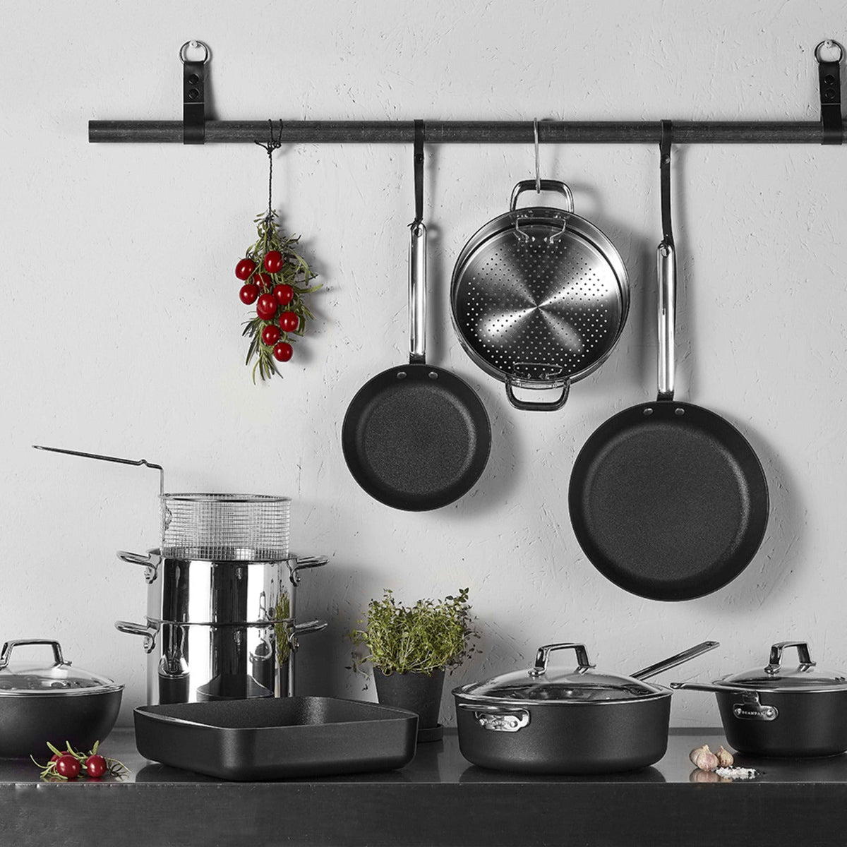 Scanpan TechnIQ Deep Saute Pan 26cm