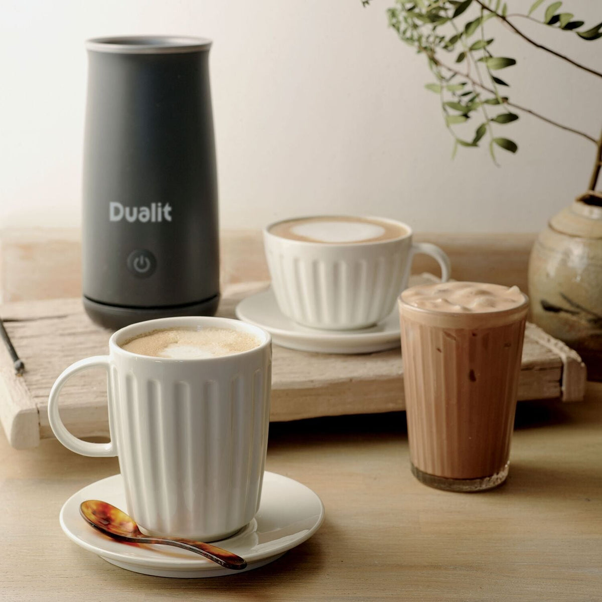 Dualit Handheld Milk Frother, black