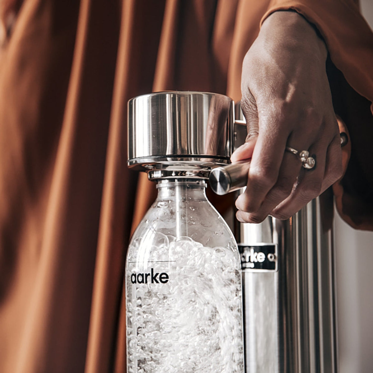 Aarke Carbonator 3 Polished Steel with CO2 Gas Cylinder