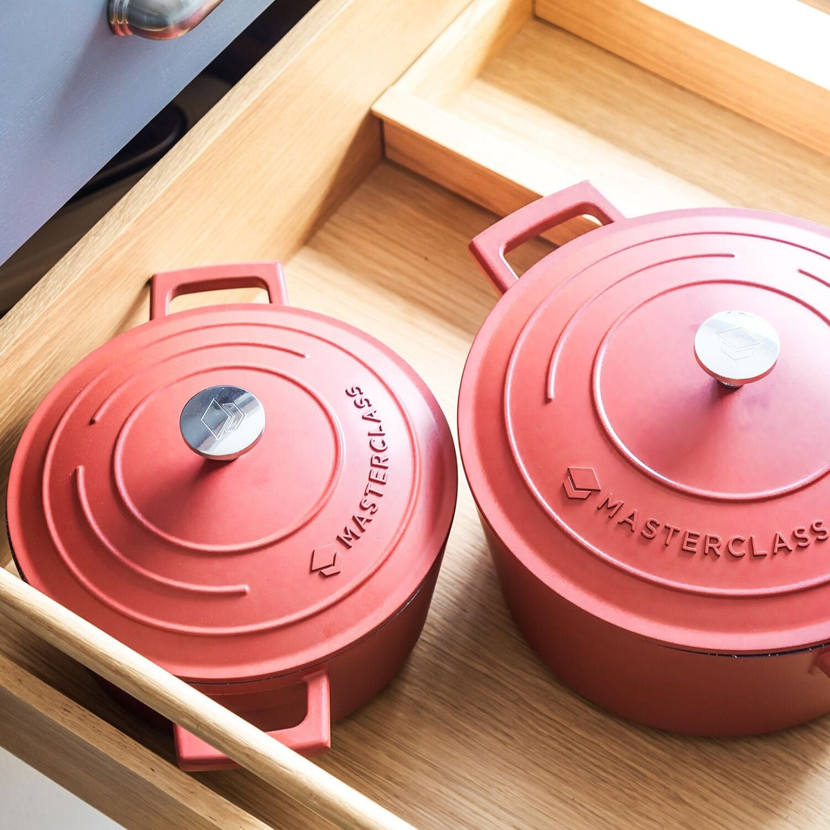 MasterClass 24cm Cast Aluminium Casserole Dish Red