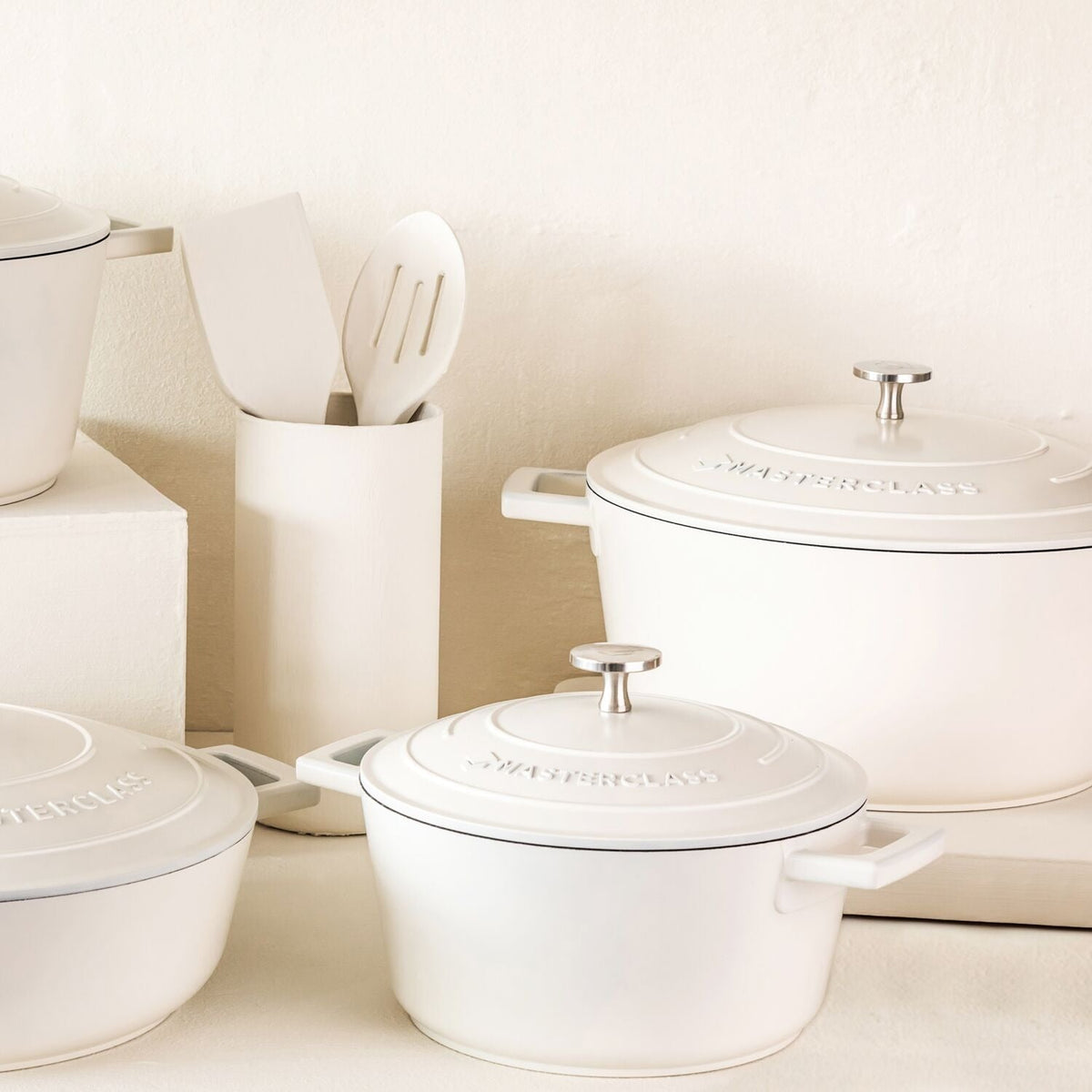 MasterClass 28cm Cast Aluminium Casserole Dish Cream