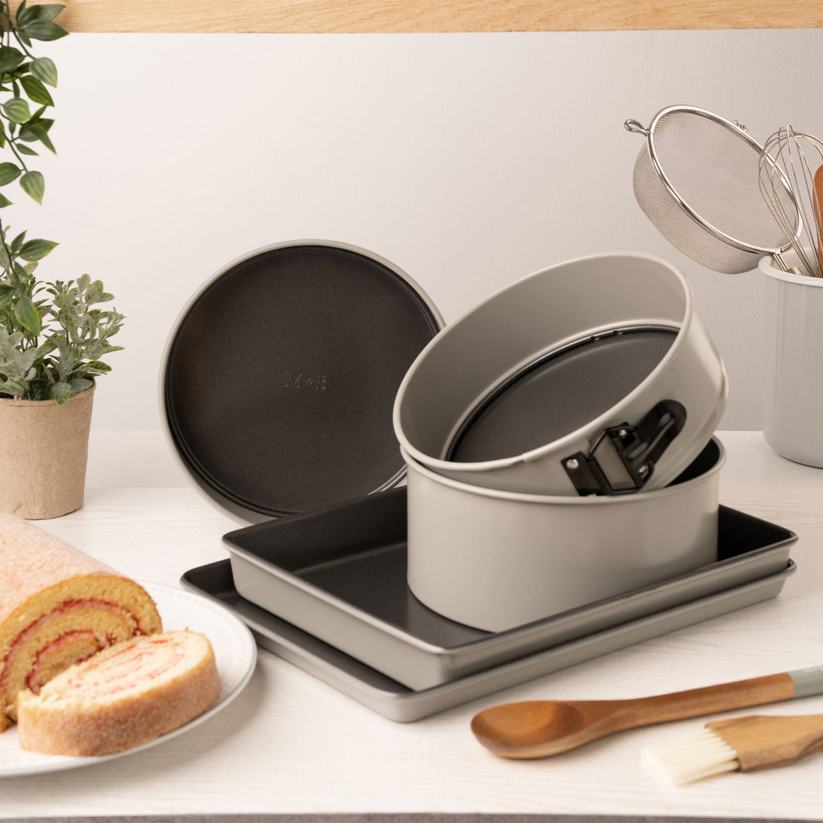 Mary Berry 20cm Springform