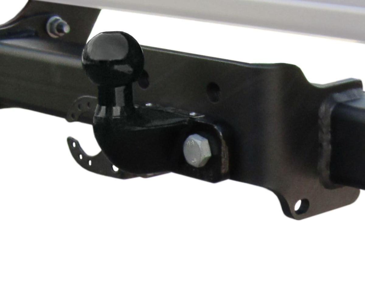BRINK®* FIXED TOW BAR 01/2014, CHASSIS CAB ONLY.