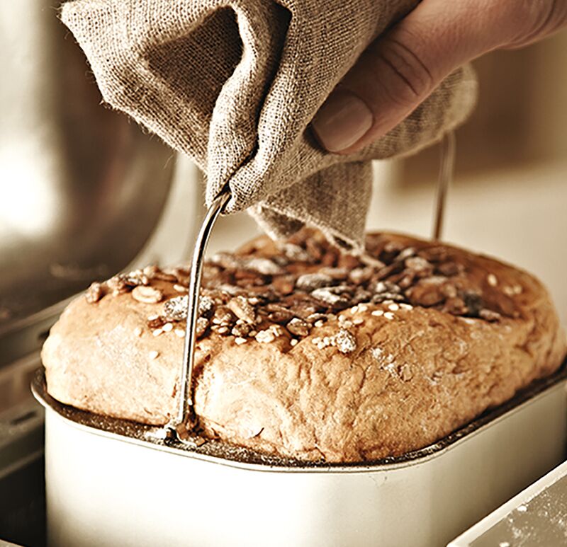 Lakeland Compact Bread Maker Pan