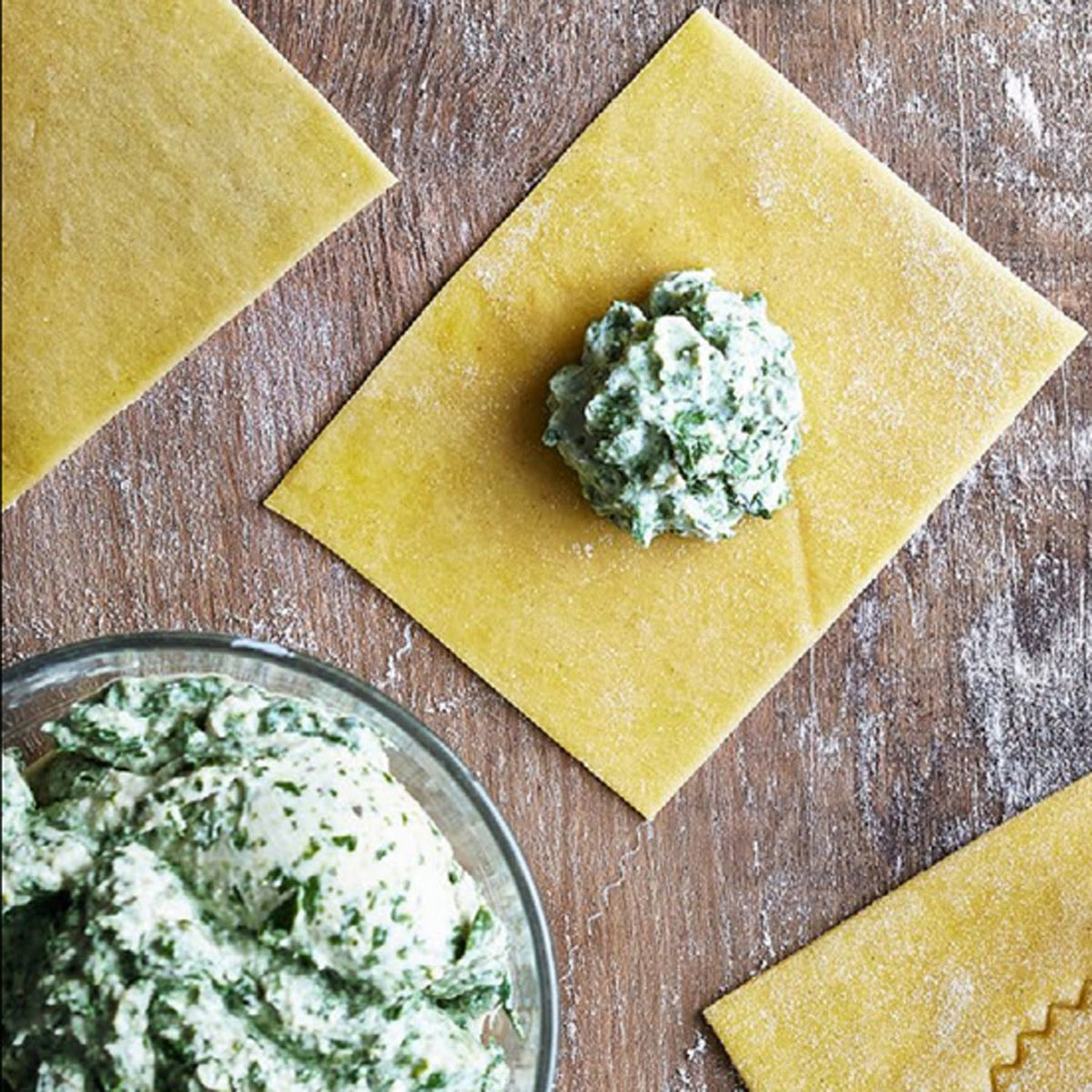 Eppicotispai Square Ravioli Stamp