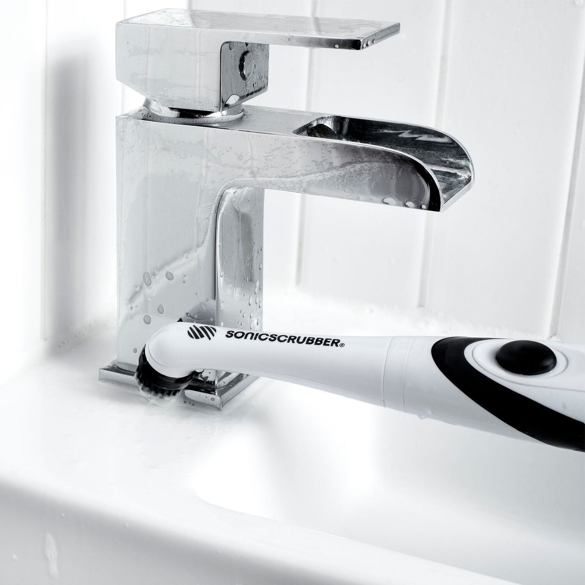 SonicScrubber Cleaning Tool with 4 brushes