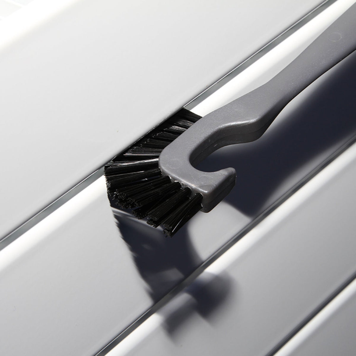 Universal Double-Ended Track Cleaning Brush