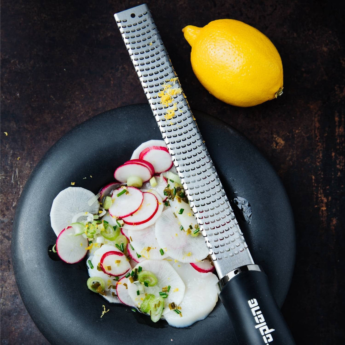 Microplane Premium Classic Series Zester Grater