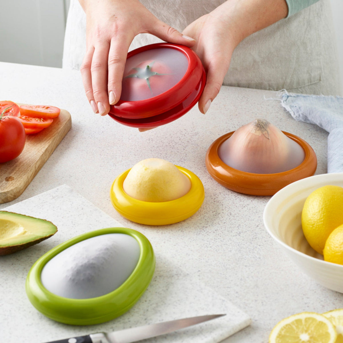 Lakeland Fresh Stretch Silicone Lemon Pod