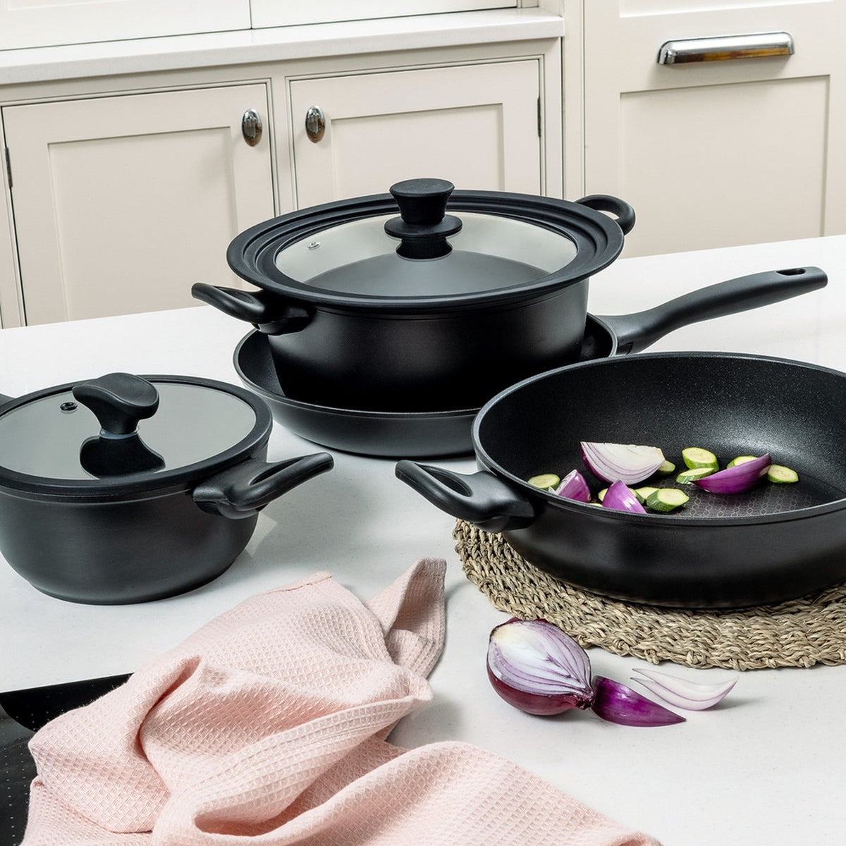 Prestige Nadiya Loves Stackable 4-Piece Nesting Pan Set and Universal Lid