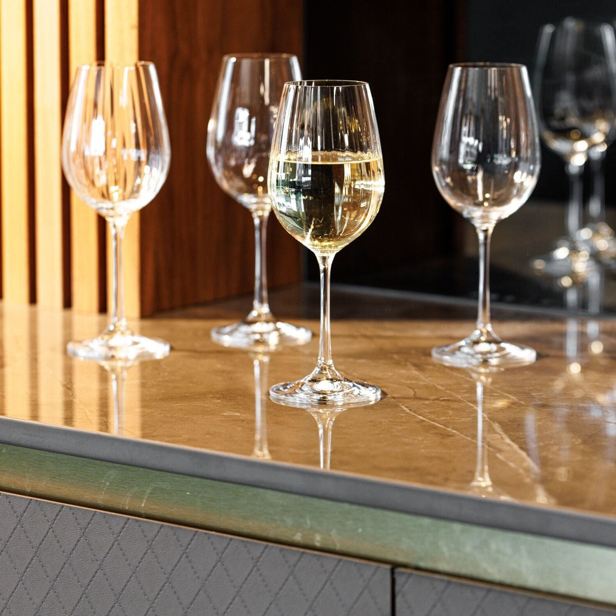 4 Mikasa Treviso White Wine Glasses 350ml