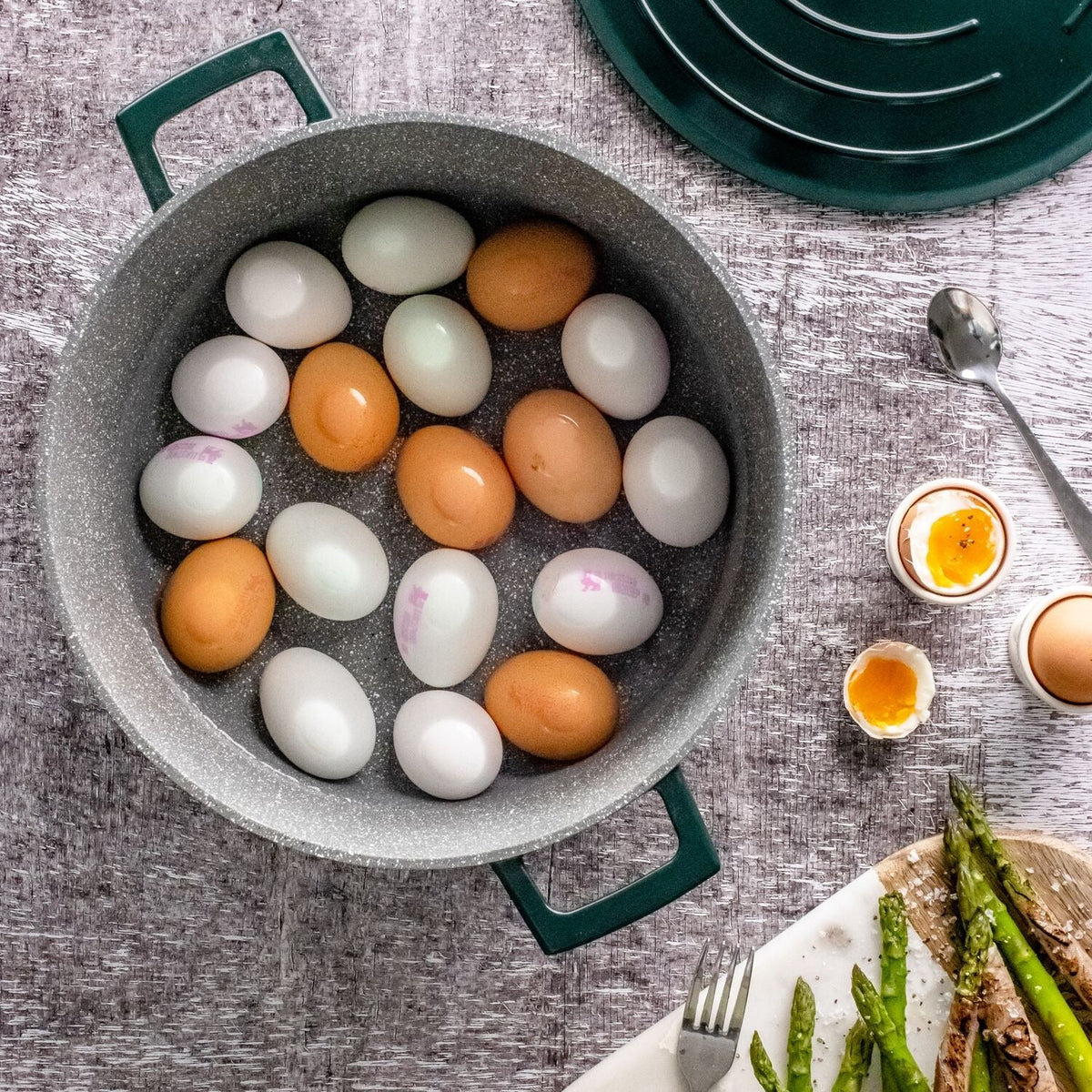 MasterClass 28cm Cast Aluminium Casserole Dish Hunter Green