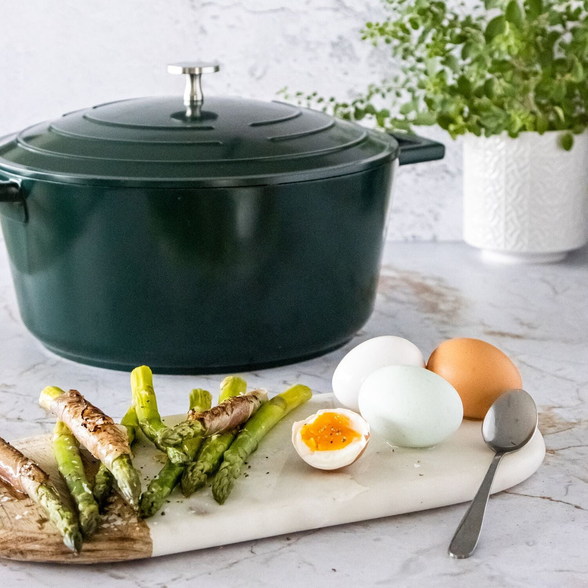MasterClass 28cm Cast Aluminium Casserole Dish Hunter Green