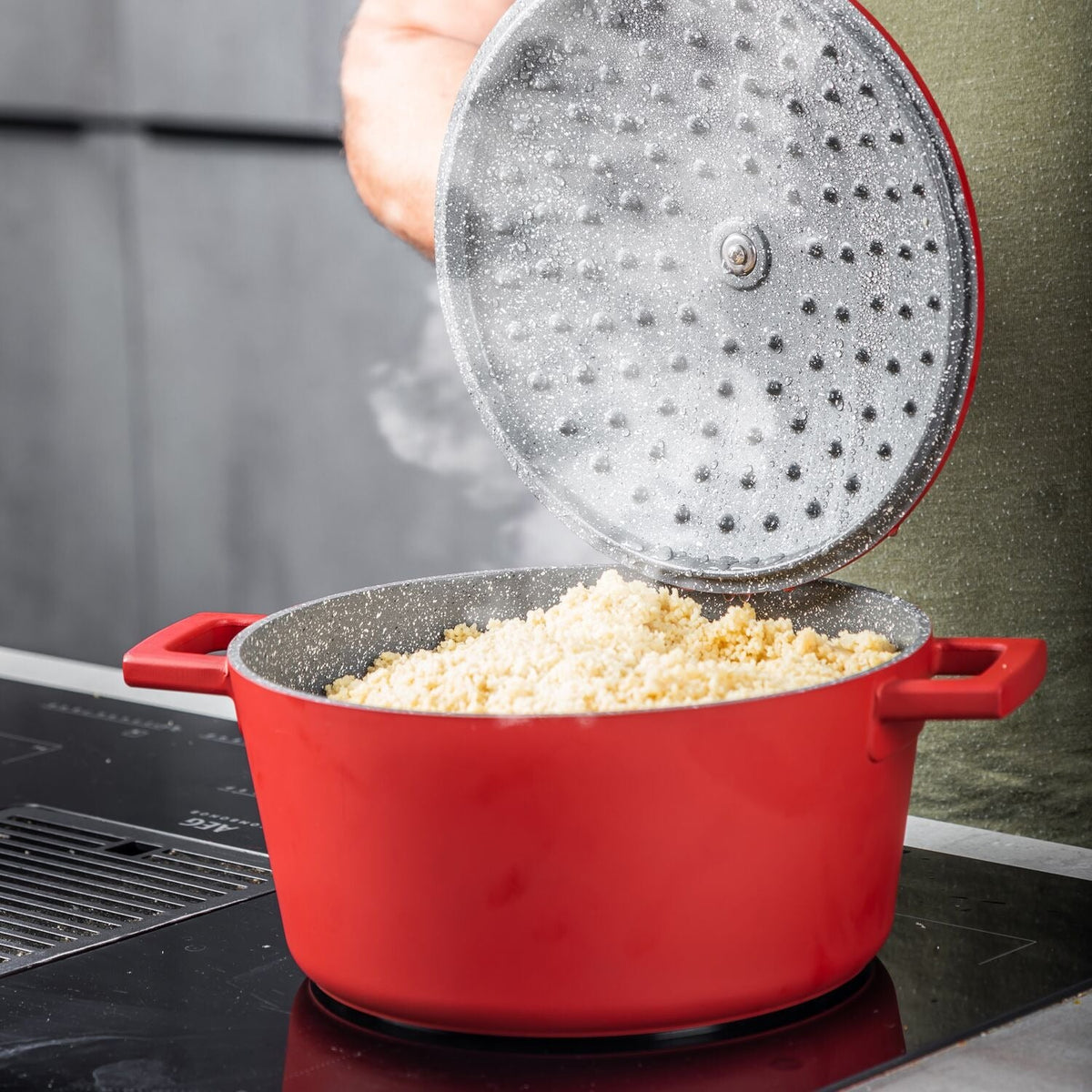 MasterClass 24cm Cast Aluminium Casserole Dish Red