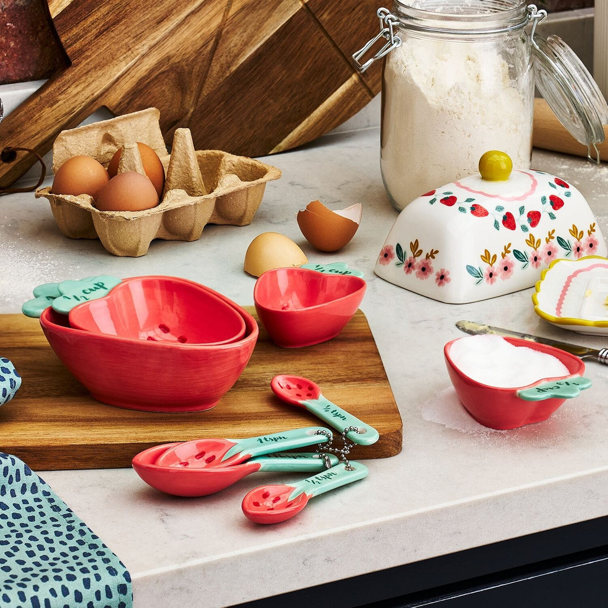 Strawberry Patch Measuring Cups