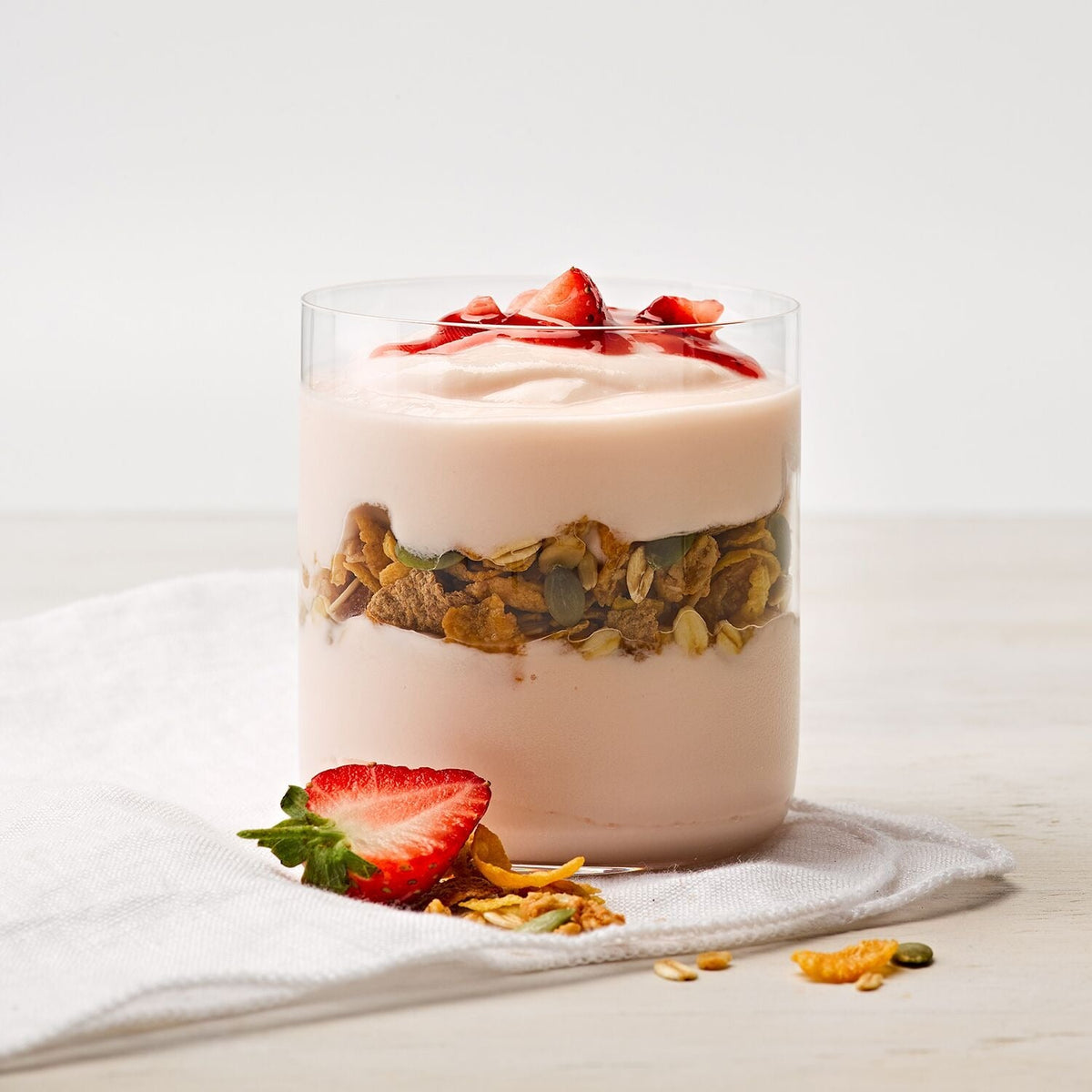EasiYo Everyday Strawberry Yoghurt Mix - 1 Sachet