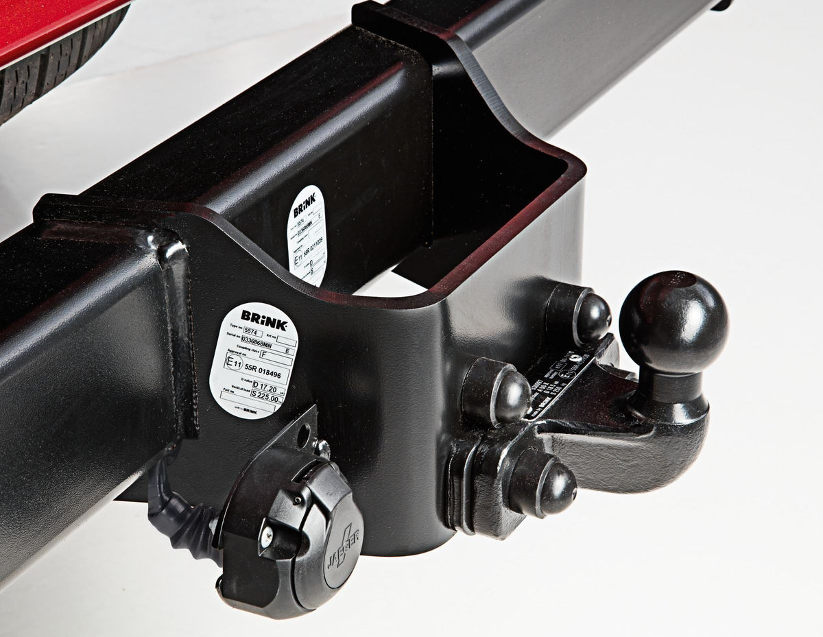 RANGER BRINK®* FIXED TOW BAR 09/2011 09/2015, XL AND XLT WITH RIGHT HAND DRIVE AND ALL-WHEEL DRIVE.